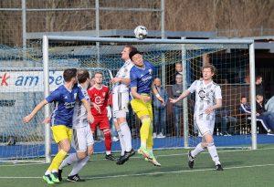 Schwarz‘ Volleyknaller leitet den Erfolg ein