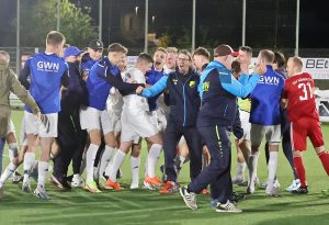 4:0 gegen Spitzenreiter Endenich: SSV wie im Rausch